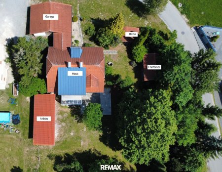 Wohnhaus mit großem Grundstück in Pram am Hausruck