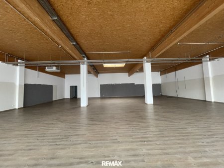 Gewerbefläche mit ca. 300 m² in zentraler Lage zu mieten