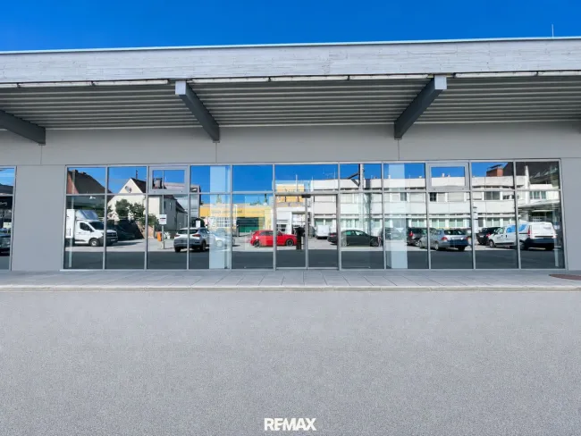 Gewerbefläche mit ca. 300 m² in zentraler Lage zu mieten - Titelbild