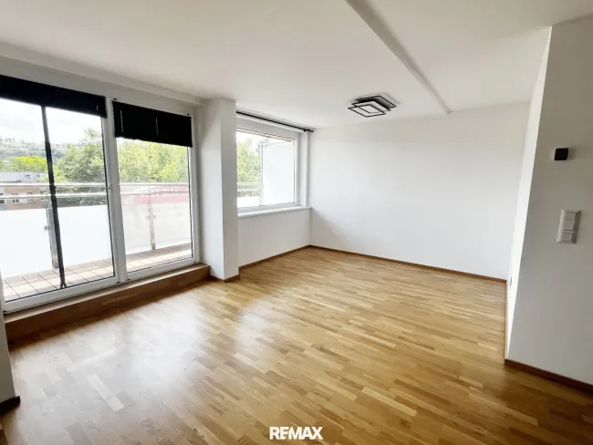 Moderne 2-Zimmer-Wohnung mit Parkplatz in Bad Schallerbach - Bild