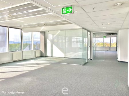 SATURN TOWER: Arbeiten im 7.OG