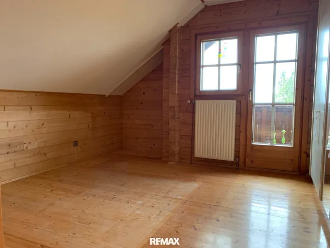 Kinderzimmer 2 OG