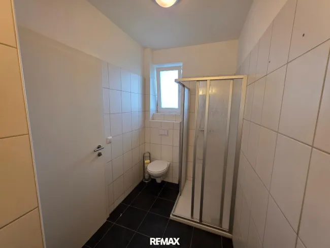 4_Duschbad mit WC