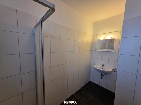 3_Duschbad mit WC
