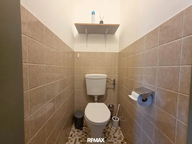 6_WC