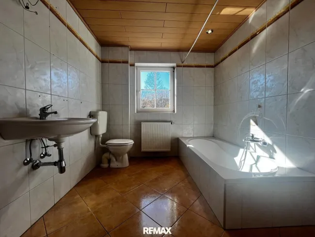 12_Bad OG Haus