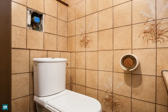 WC UG.
