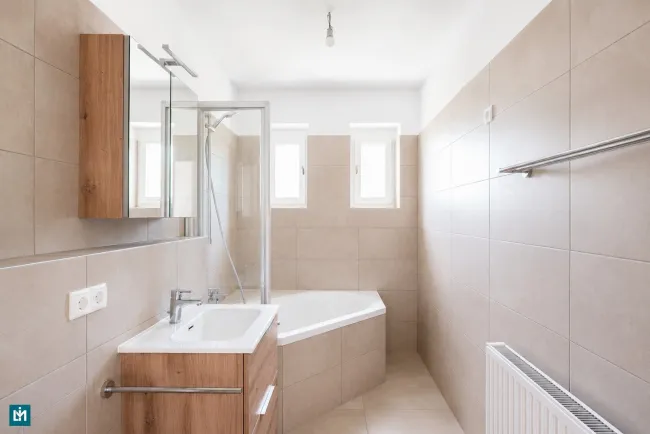 Badezimmer (N)