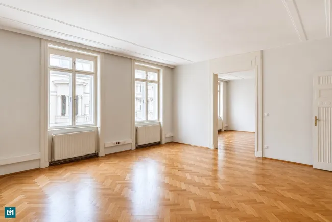 Büro 4 (O)