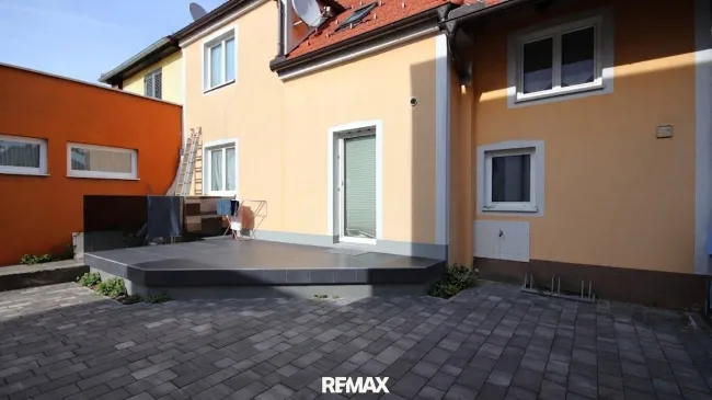 Außenansicht - Kellerabgang
