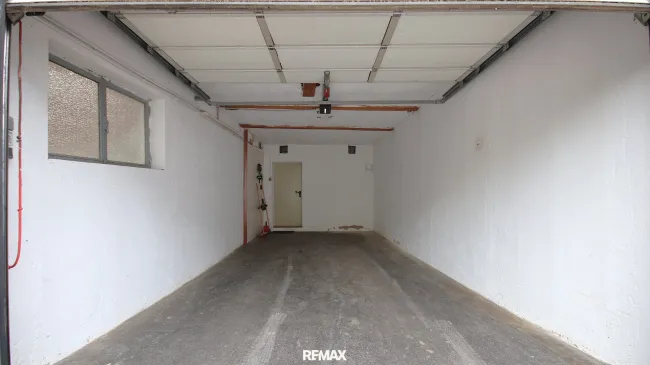 große Garage