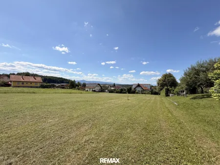 Grundstück