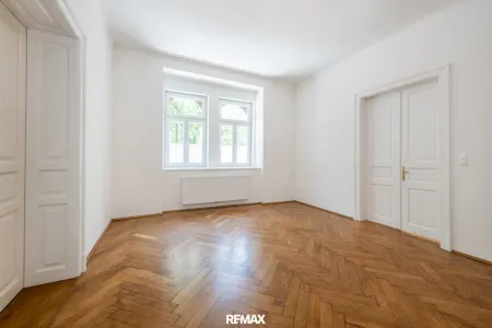 Großzügiges Wohnzimmer