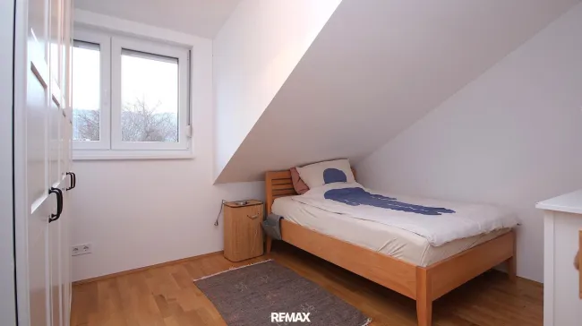 Schlafzimmer 1 OG