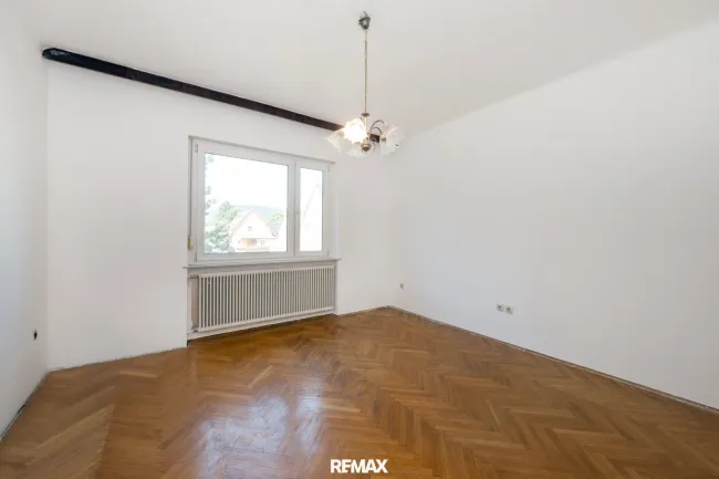 Zimmer 2 OG