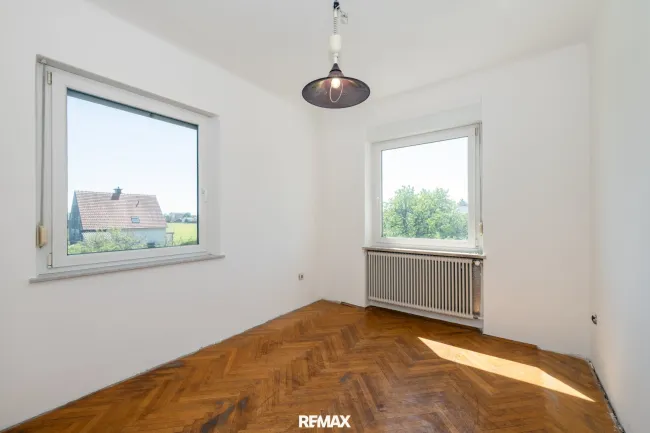 Zimmer 1 OG