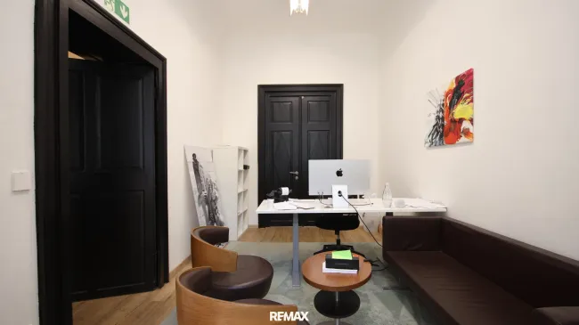 Ruhiges Innenhofbüro