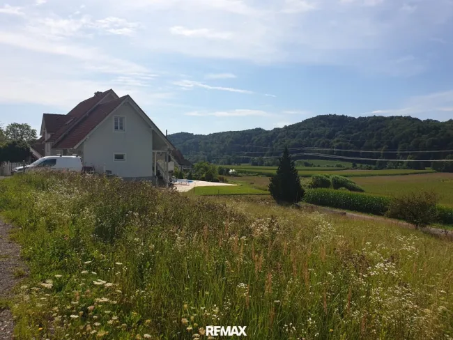 Grundstück