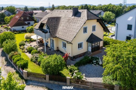 Hausansicht Drohnenfoto