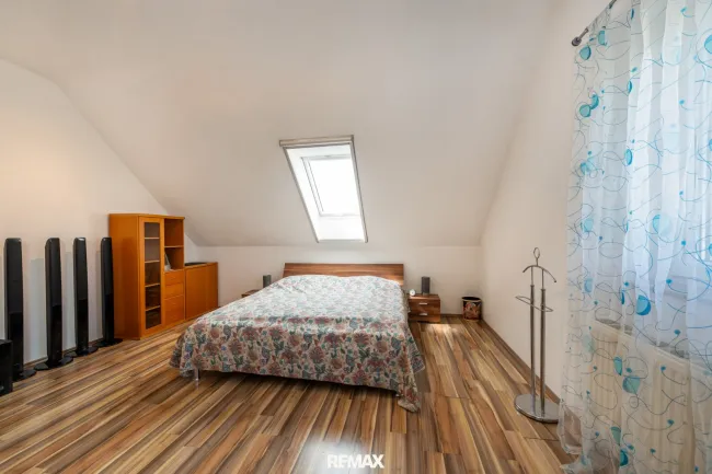 Schlafzimmer OG