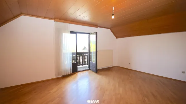 Zimmer mit Balkon - Obergeschoss