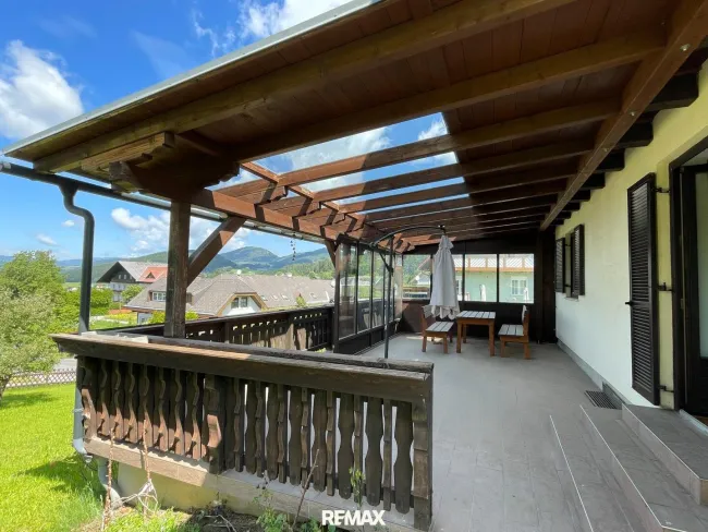 Terrasse überdacht