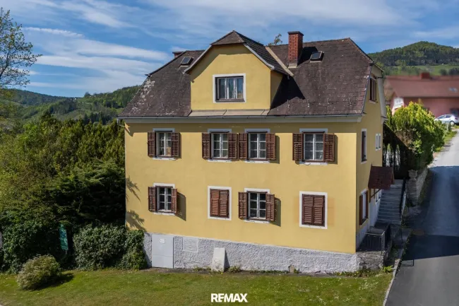 Hausansicht vom Garten