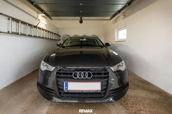 Garage 2