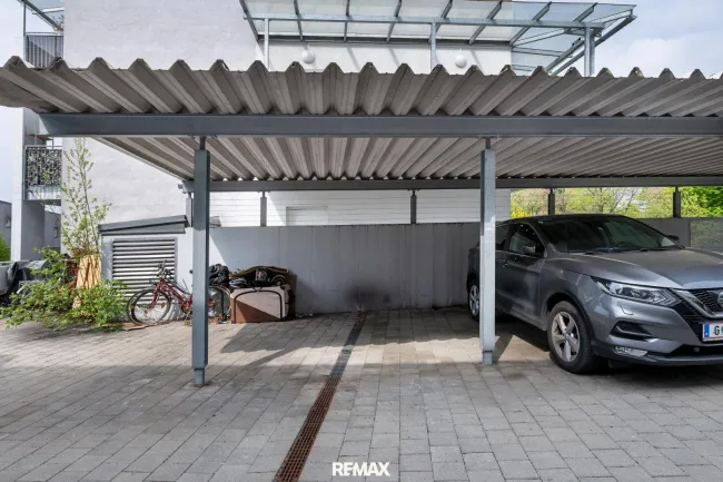 Eigenes Carport