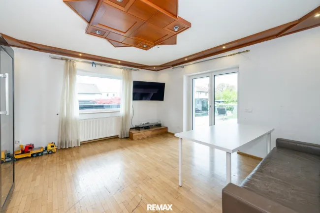 Helles Wohnzimmer EG