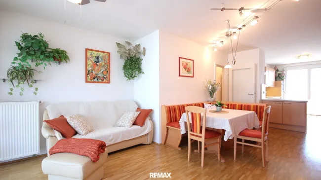 Wohn-/Esszimmer