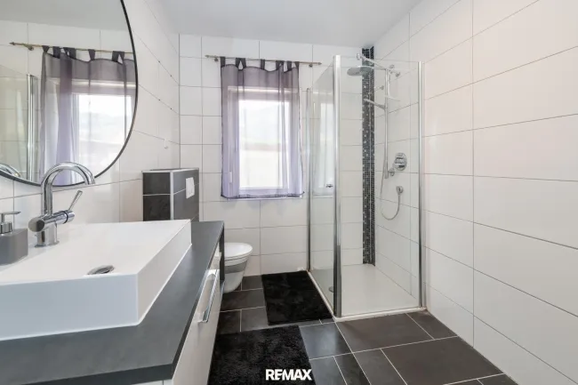 Badezimmer EG