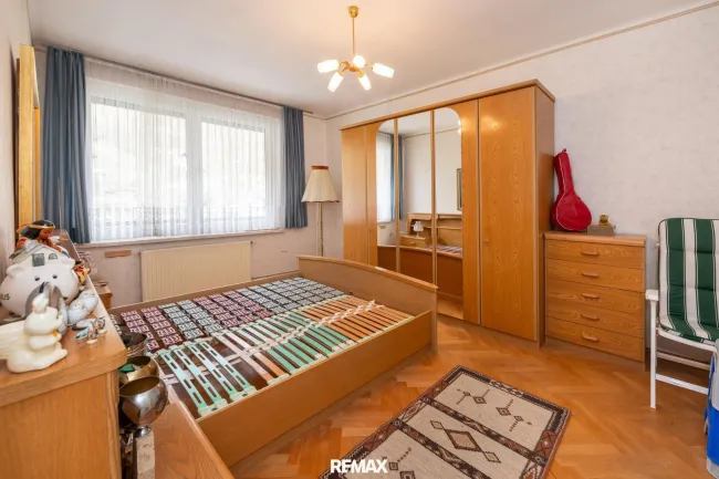 Zimmer 1 OG