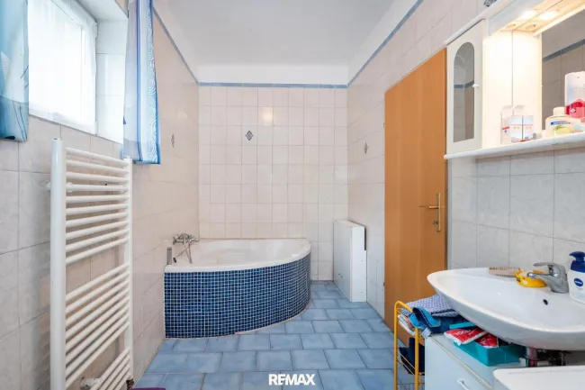 Badezimmer EG
