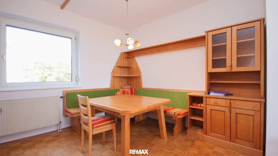 Charmante Maisonette-Wohnung mit Balkon und TG-Parkplatz - Bild