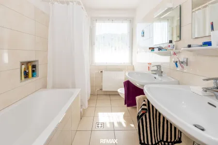 Badezimmer EG Zubau