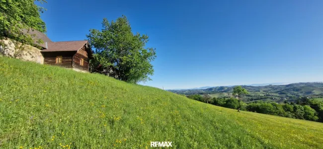 Aussicht mit Wohnhaus