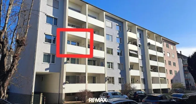 Aussenansicht mit Balkon