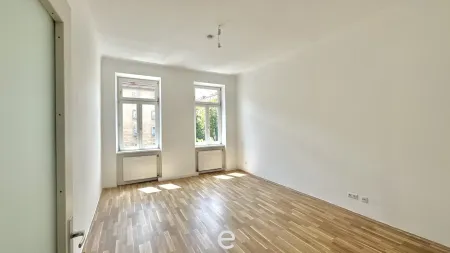 2-Zimmer-Altbauwohnung – ruhig gelegene Wohnung nahe Schönbrunn