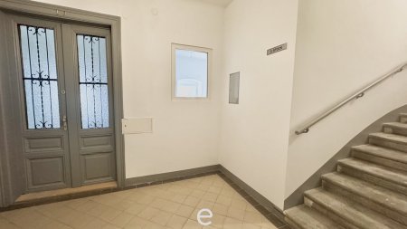 2-Zimmer-Altbauwohnung – ruhig gelegene Wohnung nahe Schönbrunn