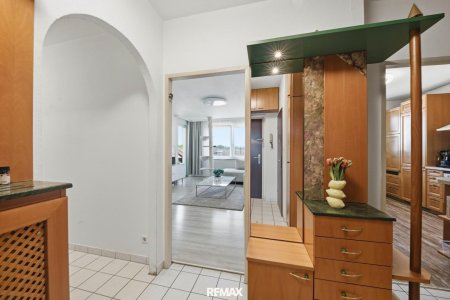 Tolle 3-Zimmer Mietwohnung mit Loggia und überdachtem PKW Stellplatz in Langenzersdorf!