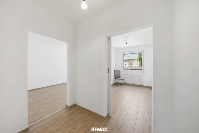 Lichtdurchflutetes Wohnglück mit modernem Flair in urbaner Lage! Ideal auch für Studenten! - Bild
