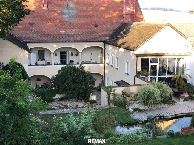 Historisches Renaissance-Anwesen mit einzigartiger Authentizität in Weyerburg! - Bild