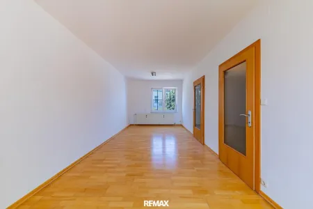 Wohnung 1: Schlafzimmer
