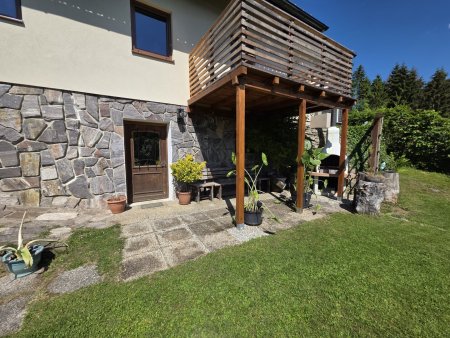 Einfamilienhaus mit großzügigem Terrassengrundstück und Erweiterungspotenzial