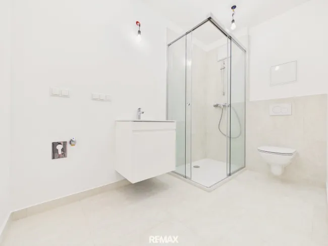 Bad + WC