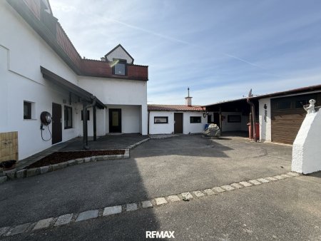 NEUER PREIS!!! 1- oder 2-Familienhaus mit Zusatz-Grundstück nahe Wien