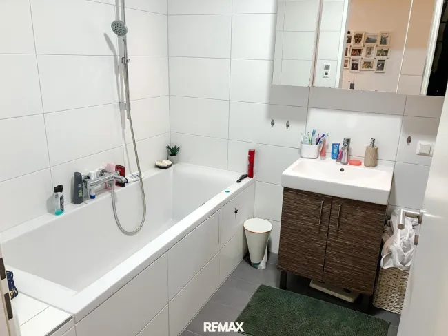 Bad mit Wanne_edited
