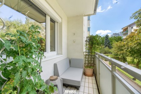 Helle 2-Zimmer-Wohnung mit Loggia in St. Magdalena