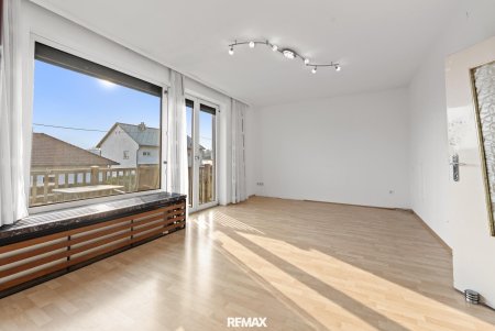 Familienparadies in Leonding – Einfamilienhaus mit Pool & sonnigem Garten